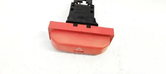 Nissan X-Trail T30 Hazard light switch 06016
