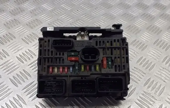 Peugeot 407 BSM Control unit S1189830020