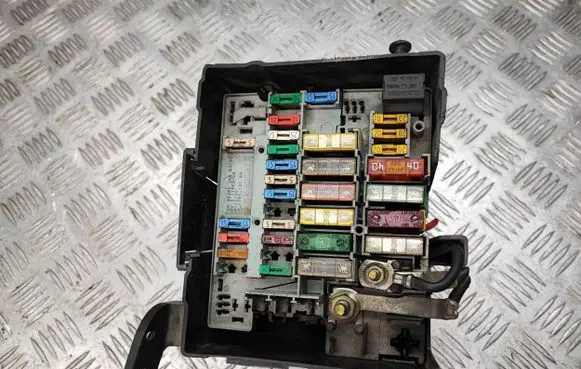 Peugeot 607 Fuse box set 9642295980 30161145