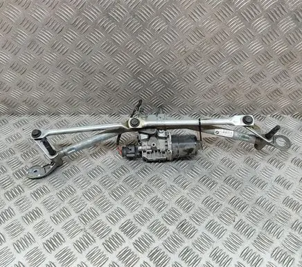 BMW X5 G05 Front wiper linkage and motor 9880517 8739979
