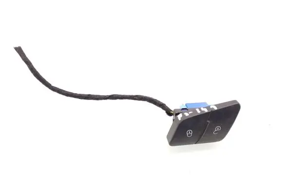 Volkswagen PASSAT B6 Central locking switch button 3C0962125B