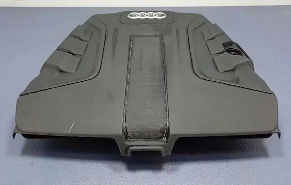 Audi Q7 4L Air filter box 4M0133837AA