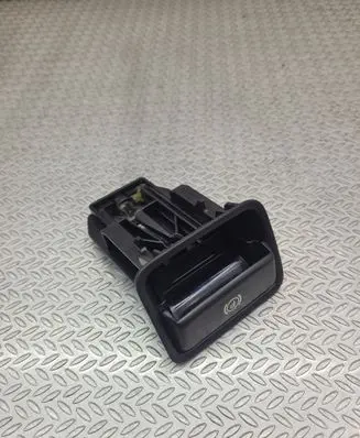 Mercedes-Benz Vito Viano W447 Hand brake release handle A4474270020