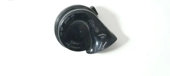 Audi A4 S4 B7 8E 8H Horn signal 8E0951221