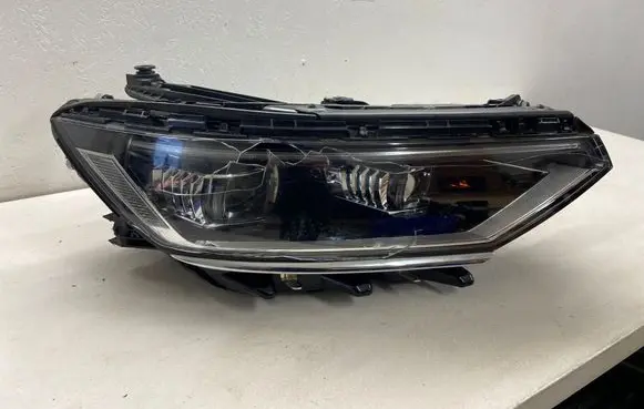 Volkswagen PASSAT B8 Headlight/headlamp 3G1941082T 9000VZ207MW1 90175145