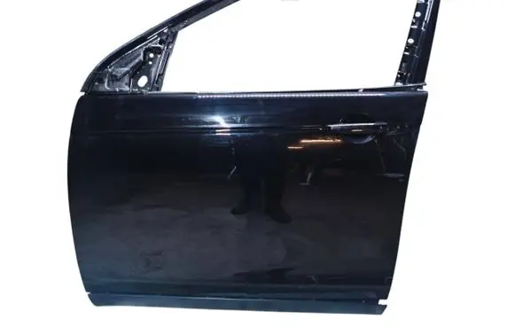 Land Rover Discovery Sport Front door