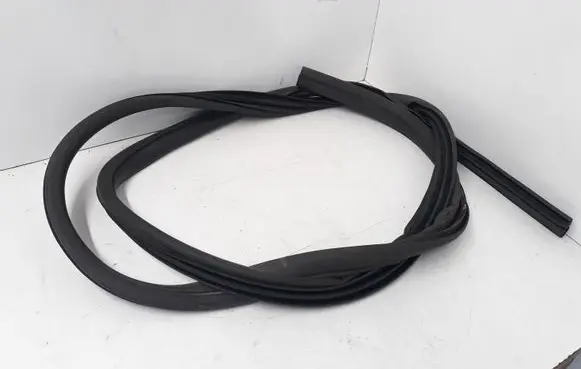 Front door rubber seal