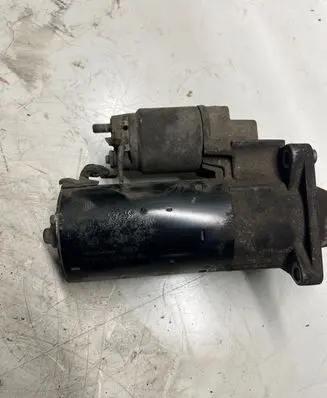 Opel Insignia A Starter motor 0001148100 7013110838