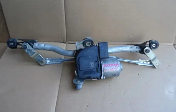 Ford Ecosport Front wiper linkage and motor