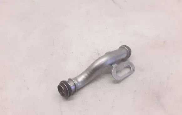 Opel Astra J Oil cooling pipe 55353327
