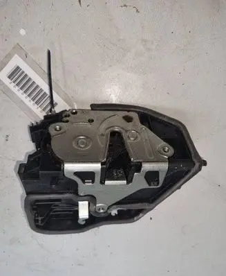 BMW 1 E81 E87 Rear door lock 7202147