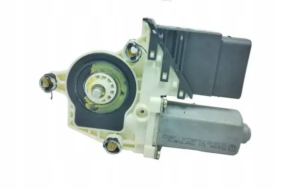 Volkswagen Bora Rear door window regulator motor 1J5839730G