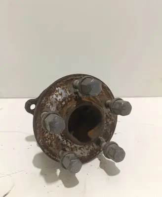 Ford Connect Rear wheel hub