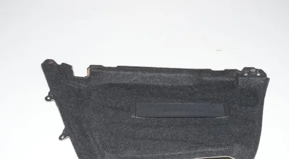Trunk/boot lower side trim panel
