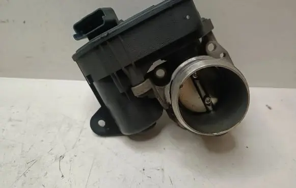 Peugeot 308 Throttle valve 9801942080 22250266