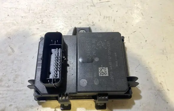 Chevrolet Cruze Fuel injection pump control unit/module 23488511