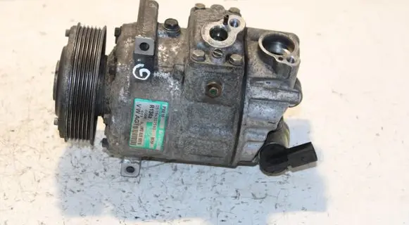 Volkswagen PASSAT B6 Air conditioning (A/C) compressor (pump) 1K0820803Q