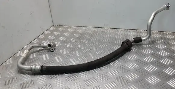 Air conditioning (A/C) pipe/hose