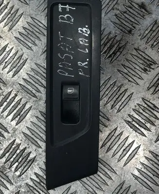 Volkswagen PASSAT B7 Electric window control switch 3AB857858