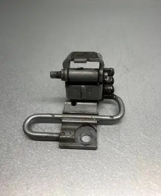 Audi TT Mk1 Front door lower hinge 8N0831411A