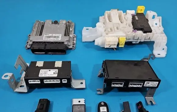 Suzuki SX4 S-Cross Engine control unit/module ECU 0281019351 IMPRK1595178
