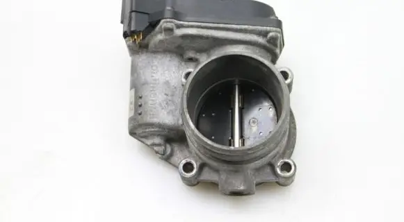 Volkswagen Golf VI Throttle valve 06F133062J