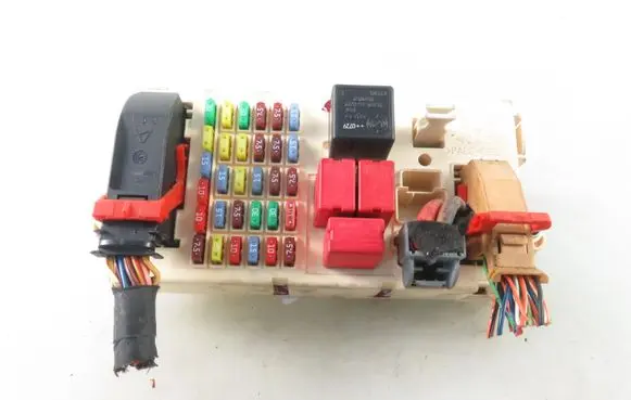 Alfa Romeo 159 Central body control module 50510079