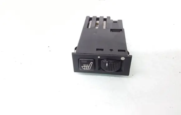BMW 5 E39 Seat heating switch 8352259