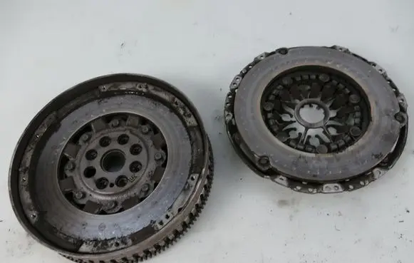 Nissan Qashqai Flywheel 123103009R