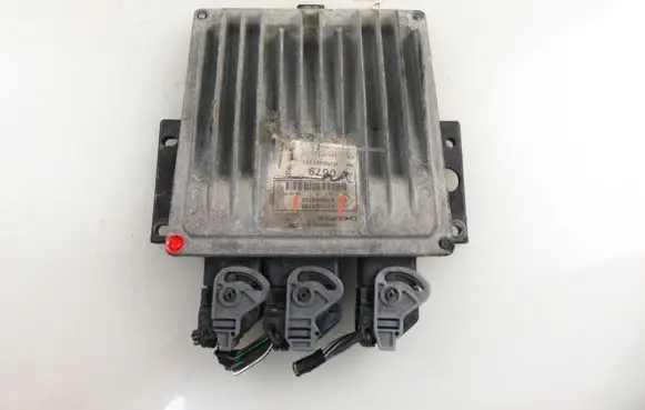Renault Kangoo I Engine control unit/module 8200469333 8200498185