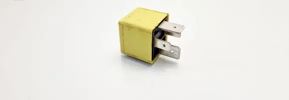 Opel Zafira A Other relay 90226846