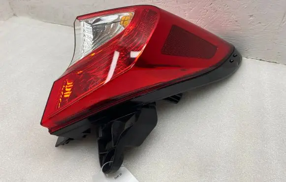 Toyota C-HR I Rear/tail lights 81550F4010