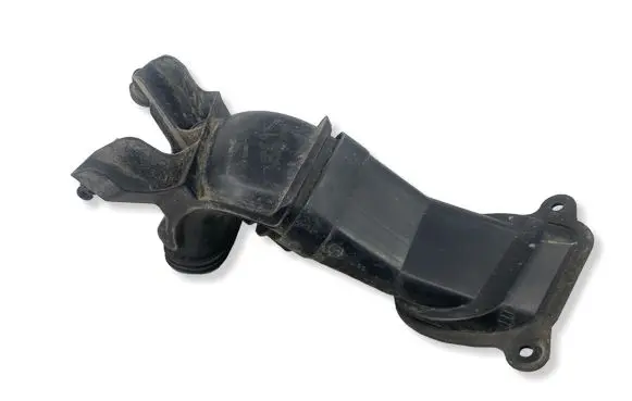 Opel Astra J Air intake duct part 13337772 315875880