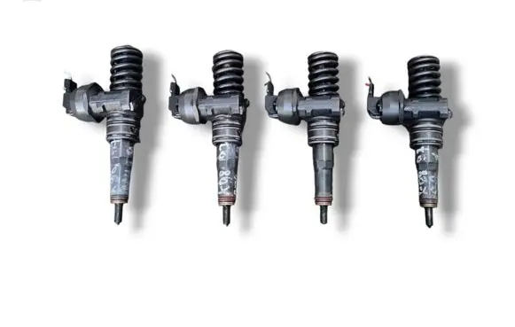 Audi A4 S4 B7 8E 8H Fuel injector 0414720314 038130073BP