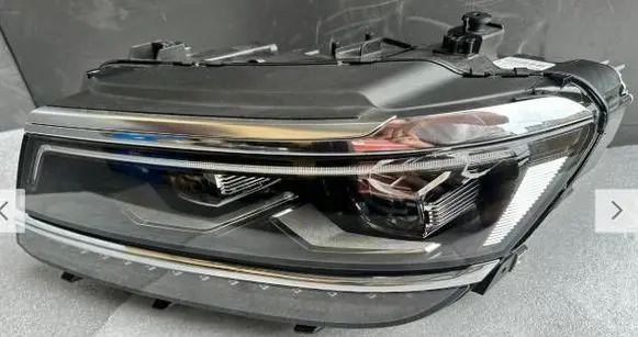 Volkswagen Tiguan Headlight/headlamp 030110163500 5NC941081A