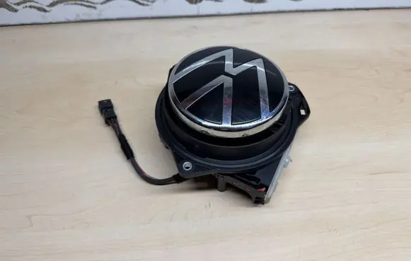Volkswagen Golf VIII Tailgate handle with camera 5H0827469AF