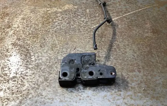 Volkswagen Caddy Loading door lock 