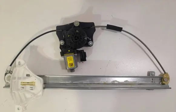 Hyundai i10 Front door electric window regulator 82402K7010