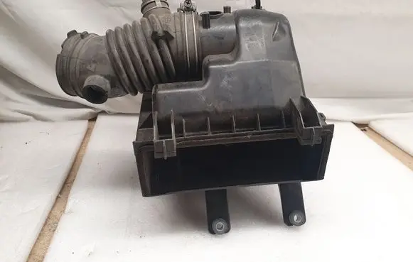 Lexus RX 450H Air filter box 0141401920