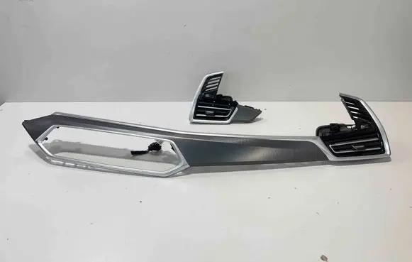 BMW X5 G05 Dashboard glove box trim 9483656 9483655