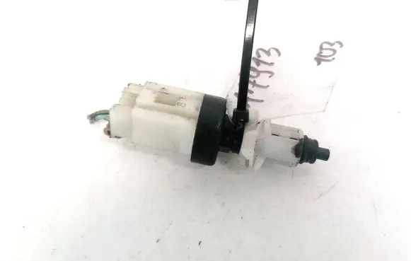 Iveco Daily 30.8 - 9 Brake pedal sensor switch B365 3319