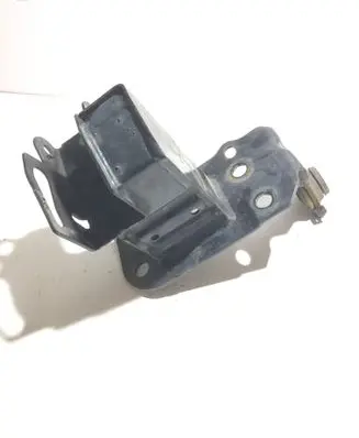 Audi Q7 4L Front bumper mounting bracket 4L0807133A