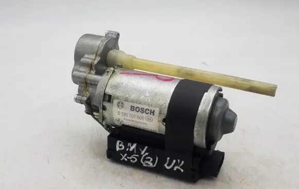 BMW X5 E53 Steering column adjust motor 0390210666 67646903946