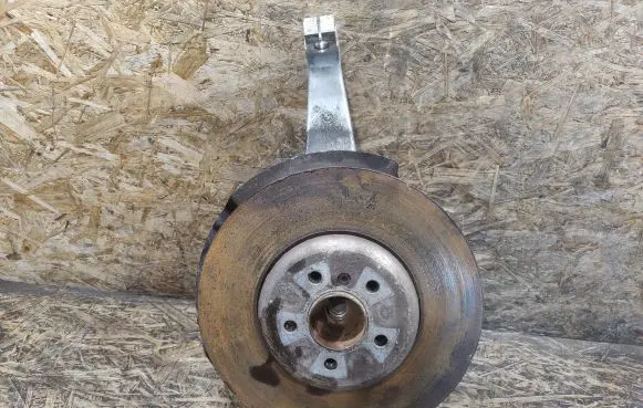 BMW 7 F01 F02 F03 F04 Front wheel hub spindle knuckle 6775269