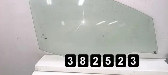 Ford Fiesta Front door window glass four-door 43r00049