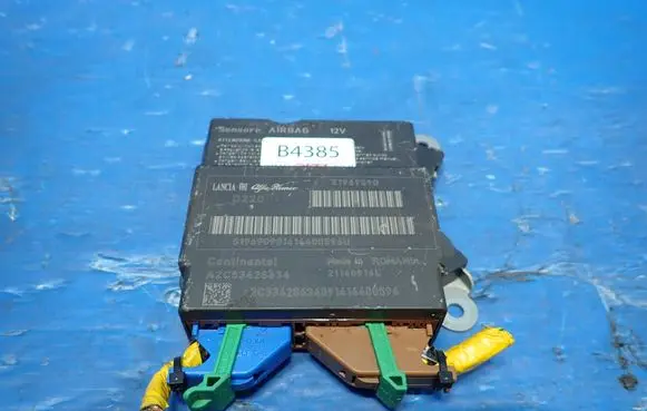 Fiat 500L Airbag control unit/module 51969090 21140916L A2C53428634