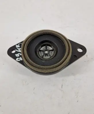 Toyota RAV 4 (XA40) Front door speaker 8616052340