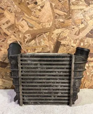 Volkswagen Polo IV 9N3 Intercooler air channel guide 6Q0145804A