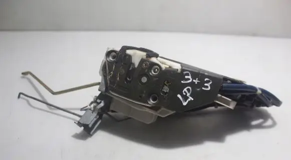 Suzuki Liana Front door lock