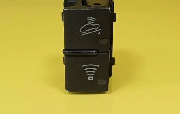 Audi A4 S4 B6 8E 8H Alarm switch 8E29621095PR